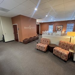 Oviedo Medical Research - Waiting Room