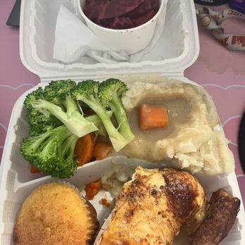 Chicks Natural - Lunch Special :) - American Near Me - Encinitas, California