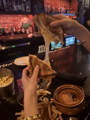 Rebel & Rose Neighborhood Bar by null