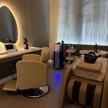 PureLux Scalp Spa - Day Spas Near Me - Newport Beach, California