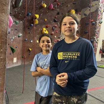 Adventure Rock - Rock Climbing Near Me - Milwaukee, Wisconsin