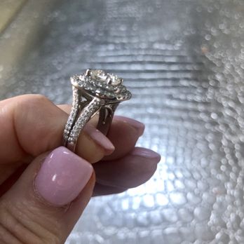Diamonds On Wabash - Jewelry Near Me - Chicago, Illinois Diamonds On Wabash - Jewelry Near Me - Chicago, Illinois