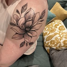 Super gorgeous work with the cleanest lines ever! Super gorgeous work with the cleanest lines ever!