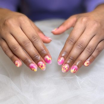 Relax Nails - Nail Salons Near Me - Schaumburg, Illinois
