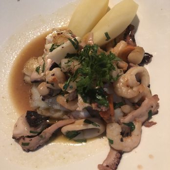 Aquí Está Coco - Seafood Near Me - Santiago, RM