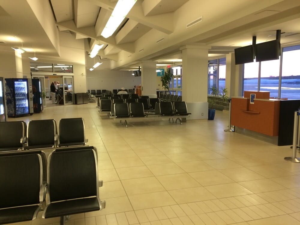 DEER LAKE REGIONAL AIRPORT Updated October 2024 10 Photos 1