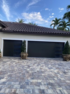 Instalación de Garage Doors - Puertas de Garage certificado contra Hurrican