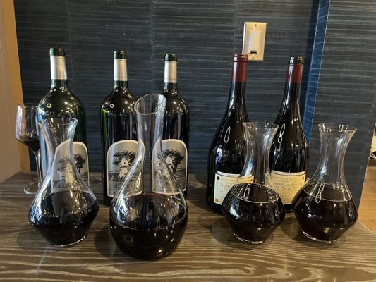 Vina Enoteca by null
