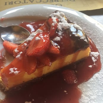 Osteria de' Peccatori - Home made strawberry cheesecake - Pizza Near Me - Florence, FI