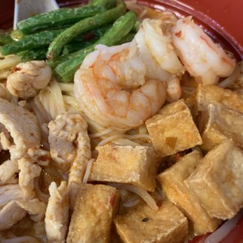 Burger Win - Curry Noodle Soup/ Curry Laksa - Burgers Near Me - Atlanta, Georgia Burger Win - Curry Noodle Soup/ Curry Laksa - Burgers Near Me - Atlanta, Georgia