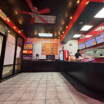 Habibi's Hot Chicken - Lobby - Chicken Shop Near Me - Glendora, California Habibi's Hot Chicken - Lobby - Chicken Shop Near Me - Glendora, California