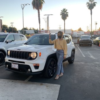 Van Nuys CDJR - Car Dealers Near Me - Van Nuys, California Van Nuys CDJR - Car Dealers Near Me - Van Nuys, California