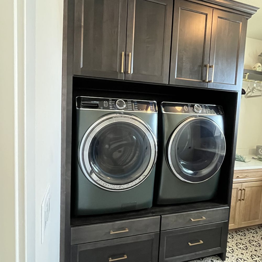 Fixit - Cabinet installation - Handyman Near Me Fixit - Cabinet installation - Handyman Near Me