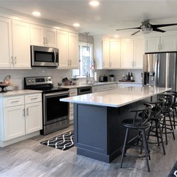 Dream Kitchens & Baths