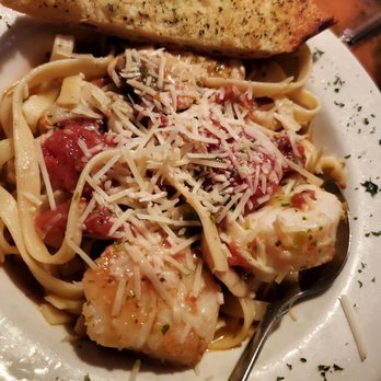 Flamingo Grill - Appetizer: pasta scallops (1/2 portion of the meal.) Outstanding!!! - Seafood Near Me - Myrtle Beach, South Carolina Flamingo Grill - Appetizer: pasta scallops (1/2 portion of the meal.) Outstanding!!! - Seafood Near Me - Myrtle Beach, South Carolina