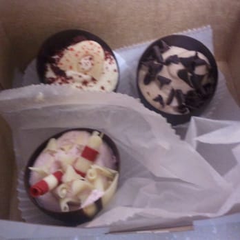 Freed's Bakery - Bakeries Near Me - Las Vegas, Nevada