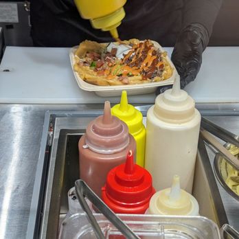 Potato Bar - Making my Mexican fiesta loaded potato - Halal Near Me - Toronto, Ontario Potato Bar - Making my Mexican fiesta loaded potato - Halal Near Me - Toronto, Ontario