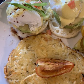 Delphi Brunch Cafe - Avacado benny - Breakfast & Brunch Near Me - Langley, British Columbia