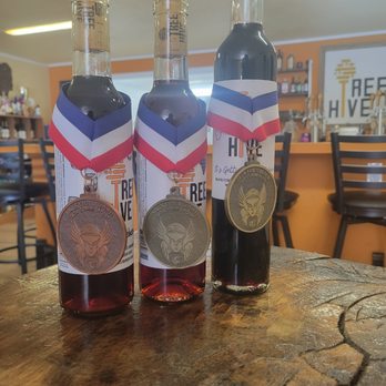Treehive - Wine Tasting Room Near Me - Brocton, Illinois