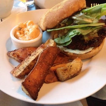Nectar - Grass-fed Burger with Steak Fries and Chipotle Aioli - New American Near Me - Moscow, Idaho
