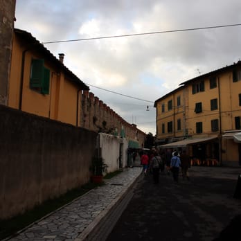 Torre di Pisa - Landmarks & Historical Buildings Near Me - Pisa, PI Torre di Pisa - Landmarks & Historical Buildings Near Me - Pisa, PI
