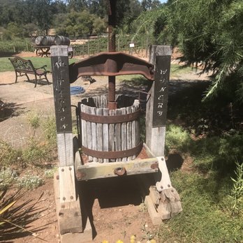 Mt Vernon Winery - Out front - Wineries Near Me - Auburn, California