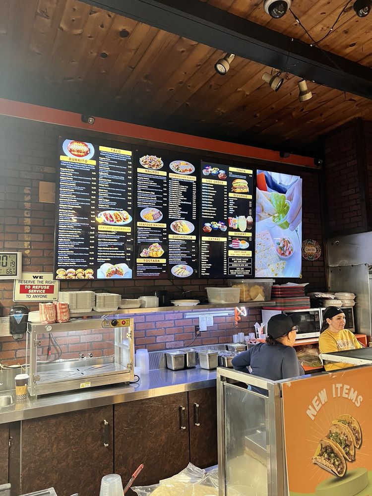 El Super Burrito