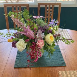 Incredible flower arrangement to celebrate the birth of my nephew Incredible flower arrangement to celebrate the birth of my nephew