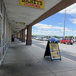 Dickey's Barbecue Pit