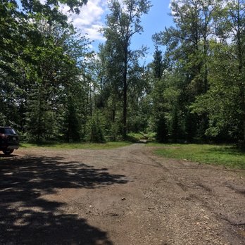 Franklin Ghost Town - The parking space. $5.00 - Hiking Near Me