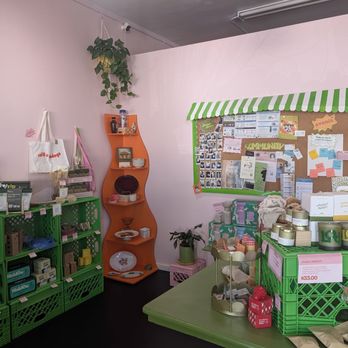 Refill Bodega - Inside-- cute and inviting - Cosmetics & Beauty Supply Near Me - Los Angeles, California Refill Bodega - Inside-- cute and inviting - Cosmetics & Beauty Supply Near Me - Los Angeles, California