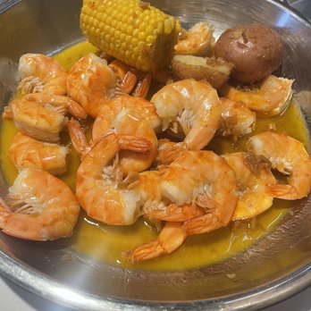 Cajun & Sushi House - 1/2 lb head off garlic butter shrimp boil. - Seafood Near Me - Antelope, California