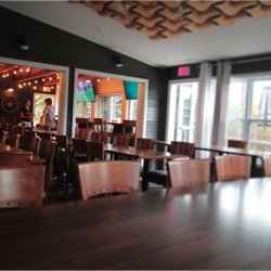 Pub le Chalet - Salle à manger pour groupe