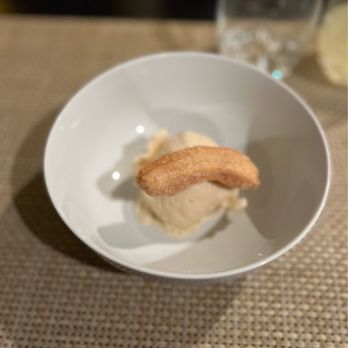 Kua Private Chef Service - Homemade Mexican vanilla ice cream and churro - Personal Chefs Near Me