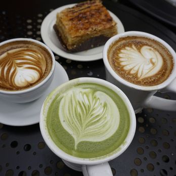 Urth Caffe - Coffee & Tea Near Me - Laguna Beach, California