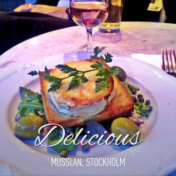 Musslan - Honungsgratinerad Chèvre med rostade valnötter och sallad. - French Near Me - Stockholm, Alberta