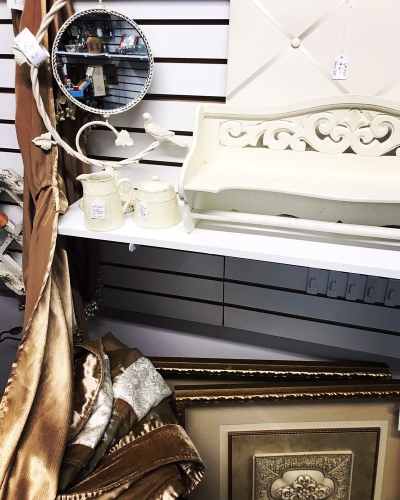 BARB’S TREASURES Updated August 2024 58 Photos 10 State Route 94