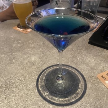 Yard House - Black Orchid - Bars Near Me - Houston, Texas Yard House - Black Orchid - Bars Near Me - Houston, Texas
