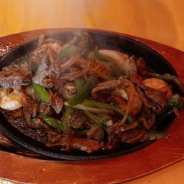 Steak & Shrimp Fajitas