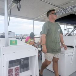 Crab Island Florida Tours - The main man in charge!!