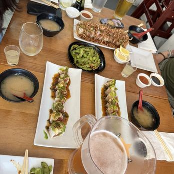 Sushi Mafia - Amazing Roll - Sushi Bars Near Me - Long Beach, California