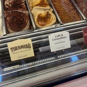 Bacio di Latte - Gelato Near Me - Newport Beach, California
