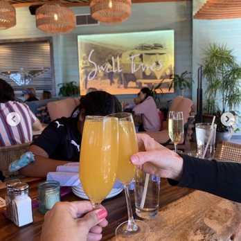 Monarch Ocean Pub - Mimosas - Gastropubs Near Me - Del Mar, California