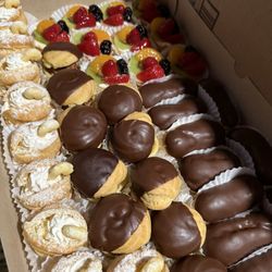 Mikkelsen's Pastry Shop - Assorted mini pastries
