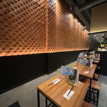 KINTON RAMEN ROBSON - Cute vibes! - Ramen Near Me - Vancouver, British Columbia KINTON RAMEN ROBSON - Cute vibes! - Ramen Near Me - Vancouver, British Columbia