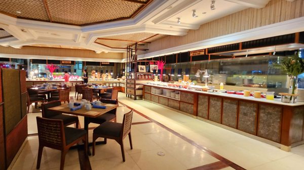 Shangri-La Mactan, Cebu by null