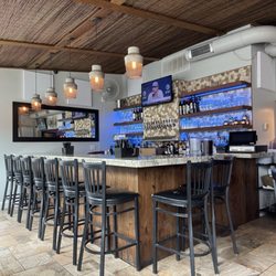 Orapax Restaurant and Bar - Bar in dinning area