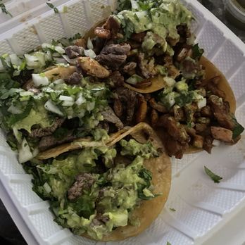 El Mofles Taco Shop - Street tacos - Mexican Near Me - El Cajon, California