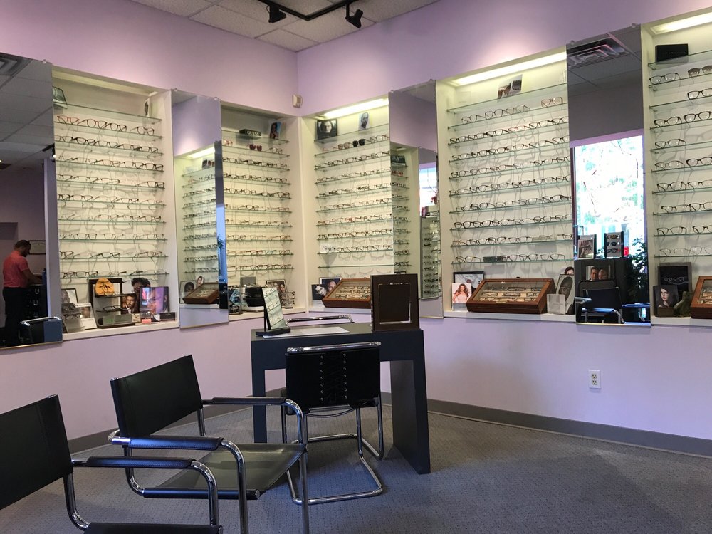 DARTMOUTH STREET VISION CENTER Updated September 2024 94 Reviews