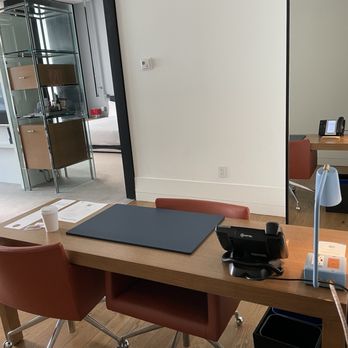 Andaz 5th Avenue - Desk area in room - Hotels Near Me - New York, New York Andaz 5th Avenue - Desk area in room - Hotels Near Me - New York, New York